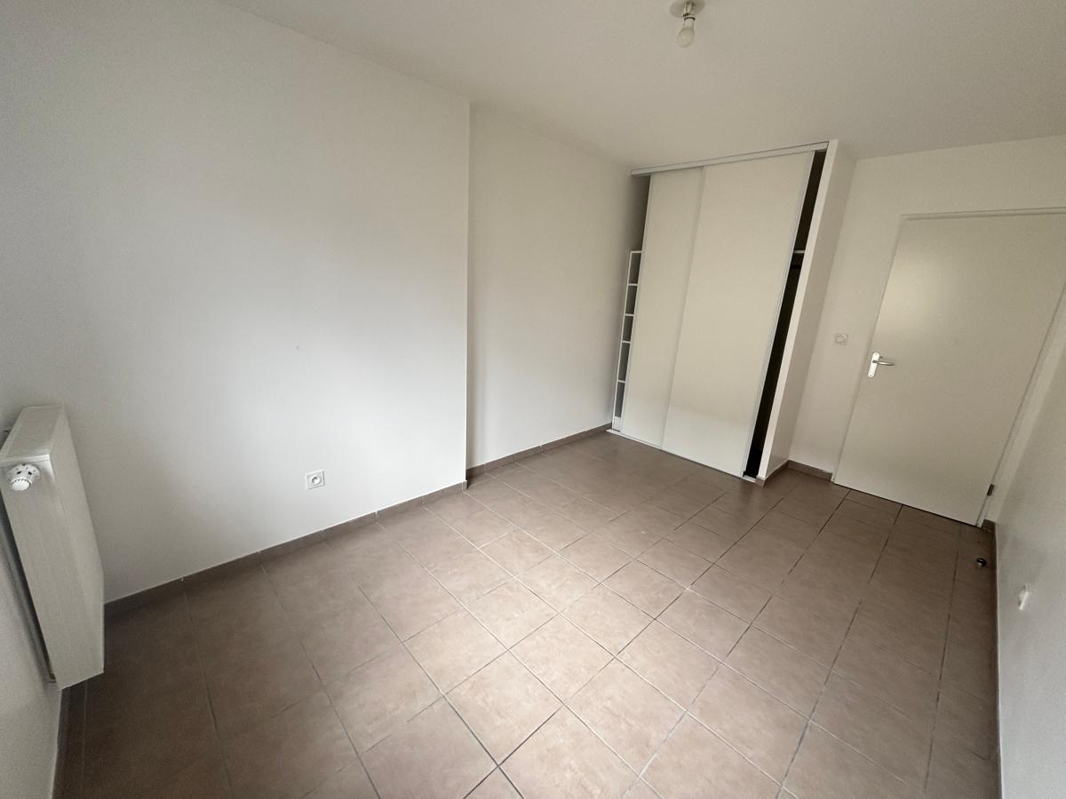
																																							3 pièces - 
																																						1er étage - 66m² - 698,31 € - Photo #3