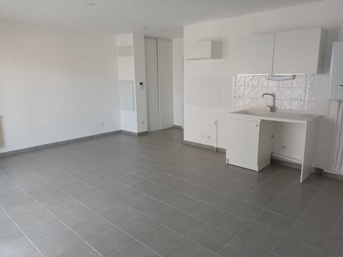 2 pièces - 3ème étage - 49m² - 955,83 € - Photo #1