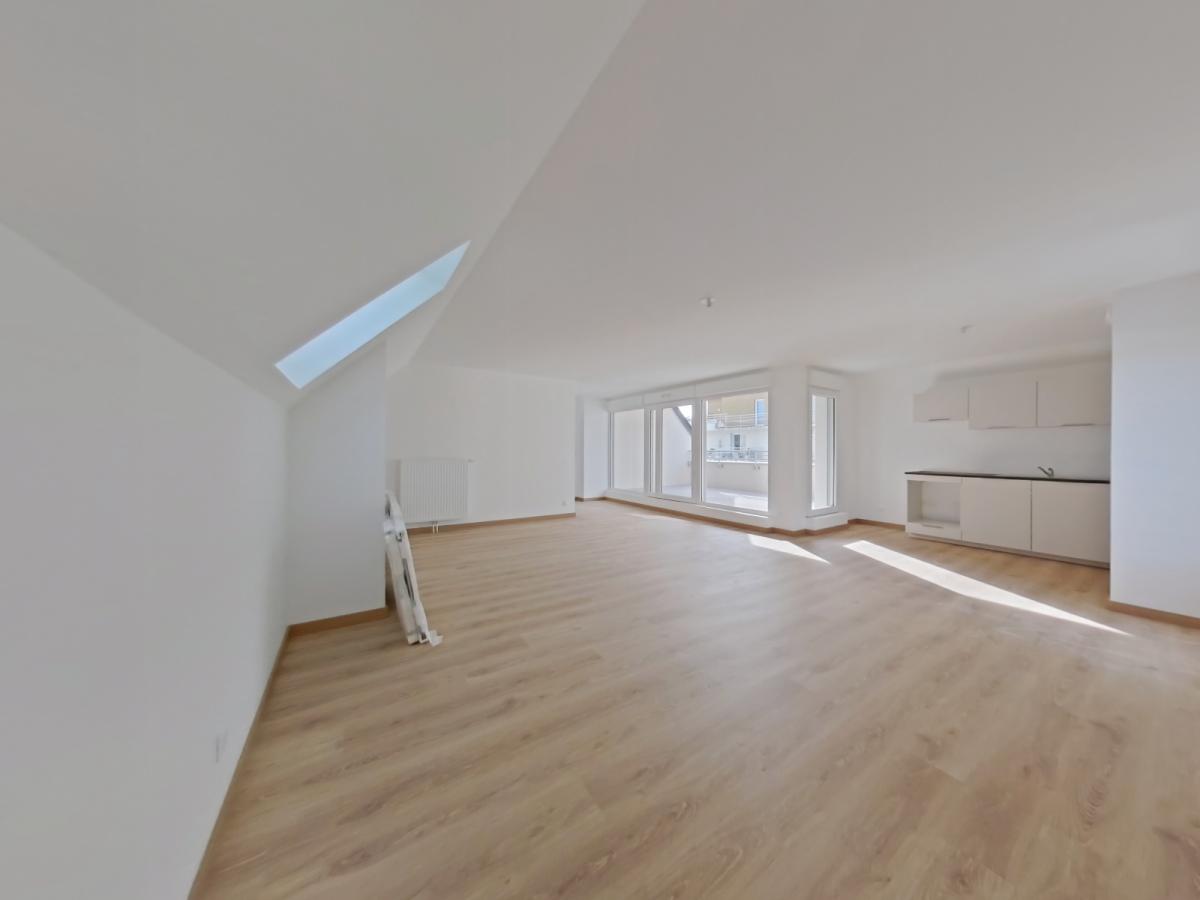 4 pièces - 2ème étage - 91m² - 1 069,40 € - Photo #0