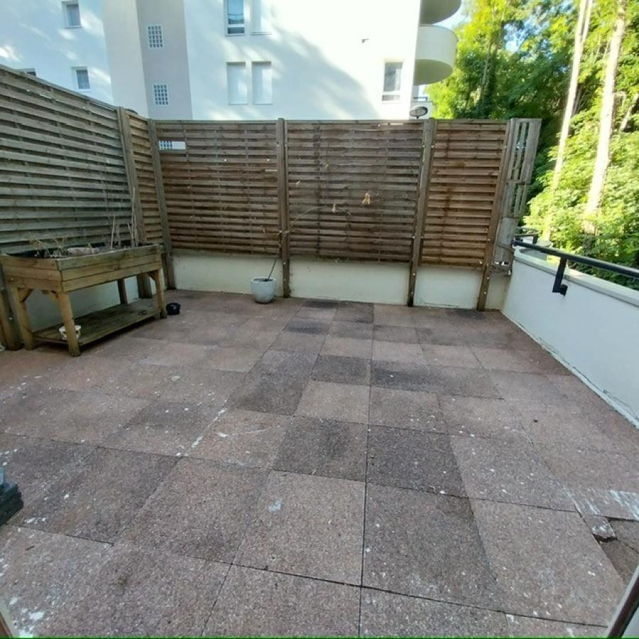 
																																							3 pièces - 
																																						RDC - 69m² - 177 000 € - Photo #1