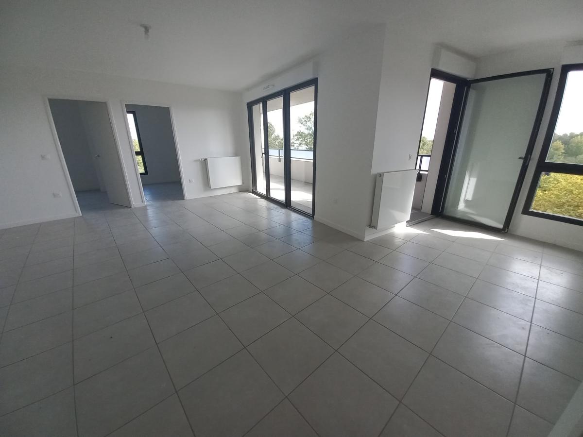 
																																							5 pièces - 
																																						7ème étage - 99m² - 1 271,29 € - Photo #2