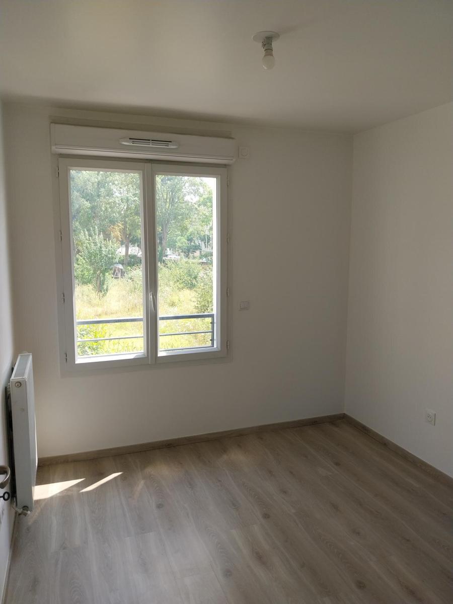 
																			3 pièces - 
																		RDC - 63m² - 1 125,20 € - Photo #4