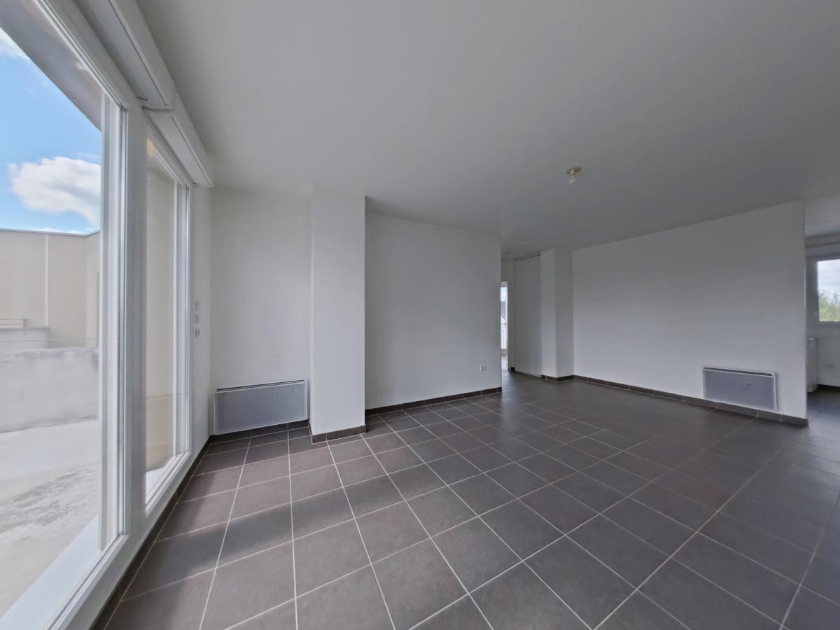 
																																							4 pièces - 
																																						4ème étage - 87m² - 980,99 € - Photo #1