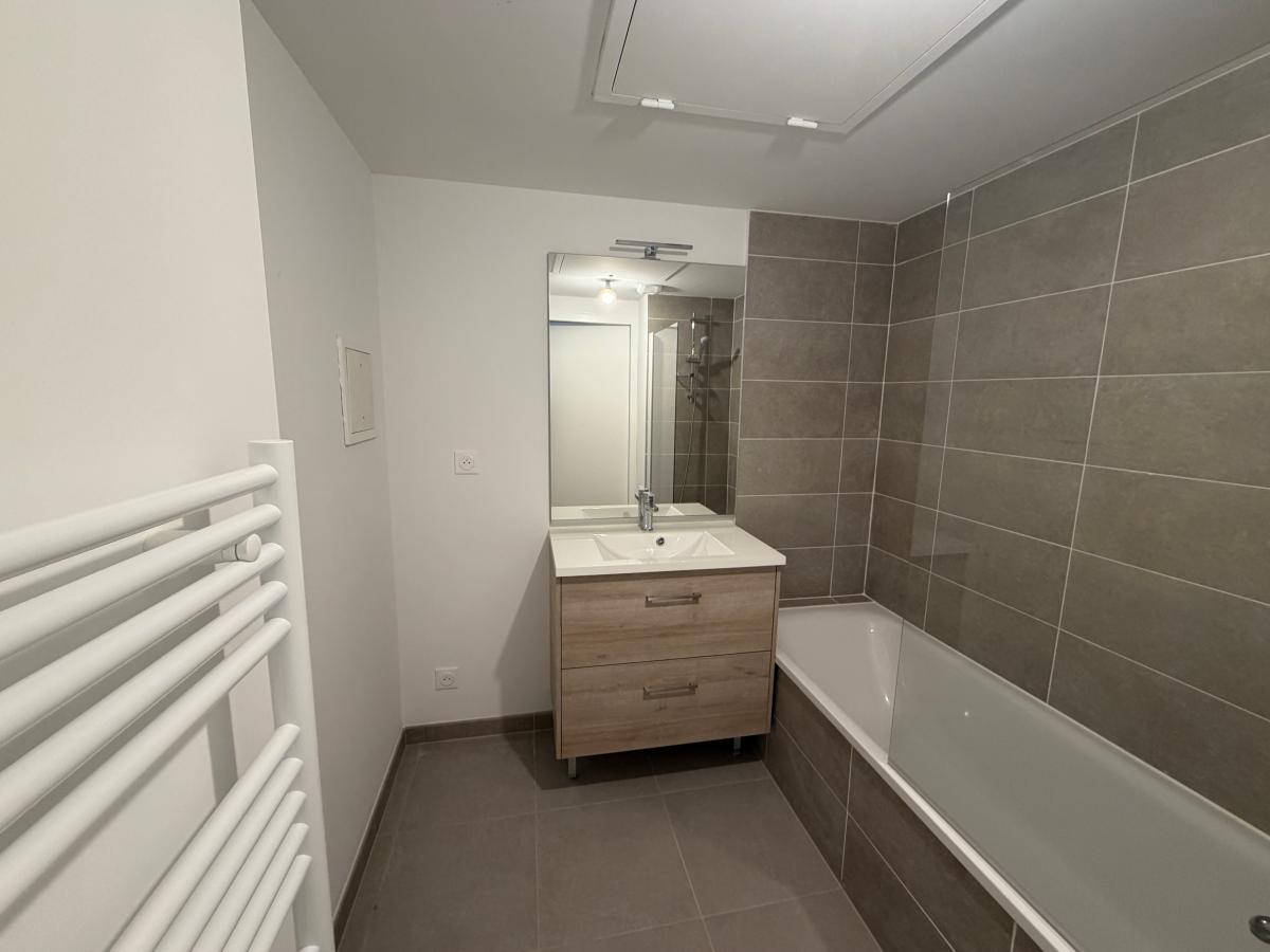 
																			3 pièces - 
																		1er étage - 61m² - 729,38 € - Photo #4