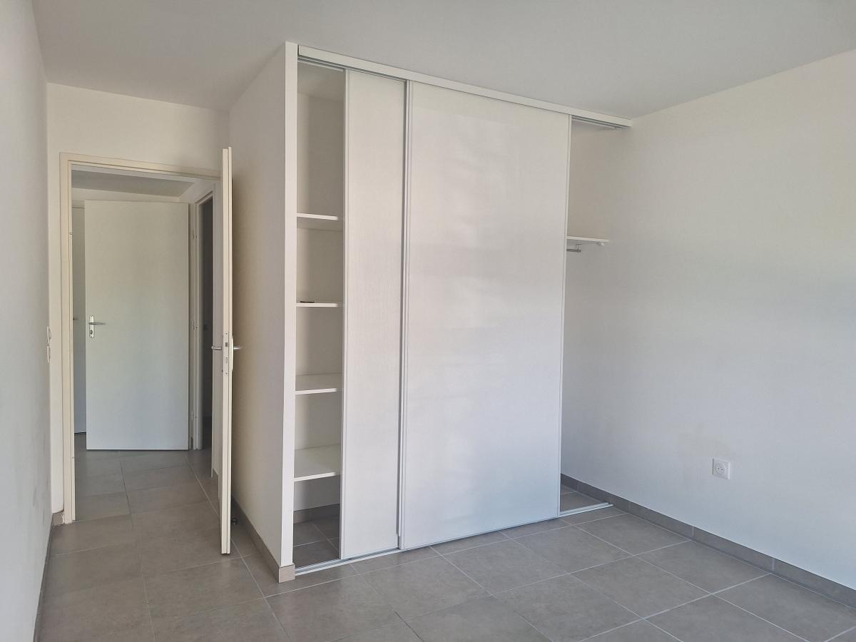 
																																							2 pièces - 
																																						2ème étage - 48m² - 769,60 € - Photo #3