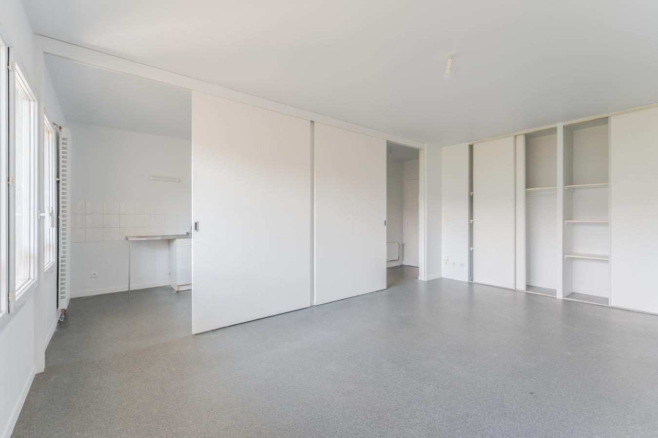 
																			2 pièces - 
																		3ème étage - 54m² - 124 000 € - Photo #2