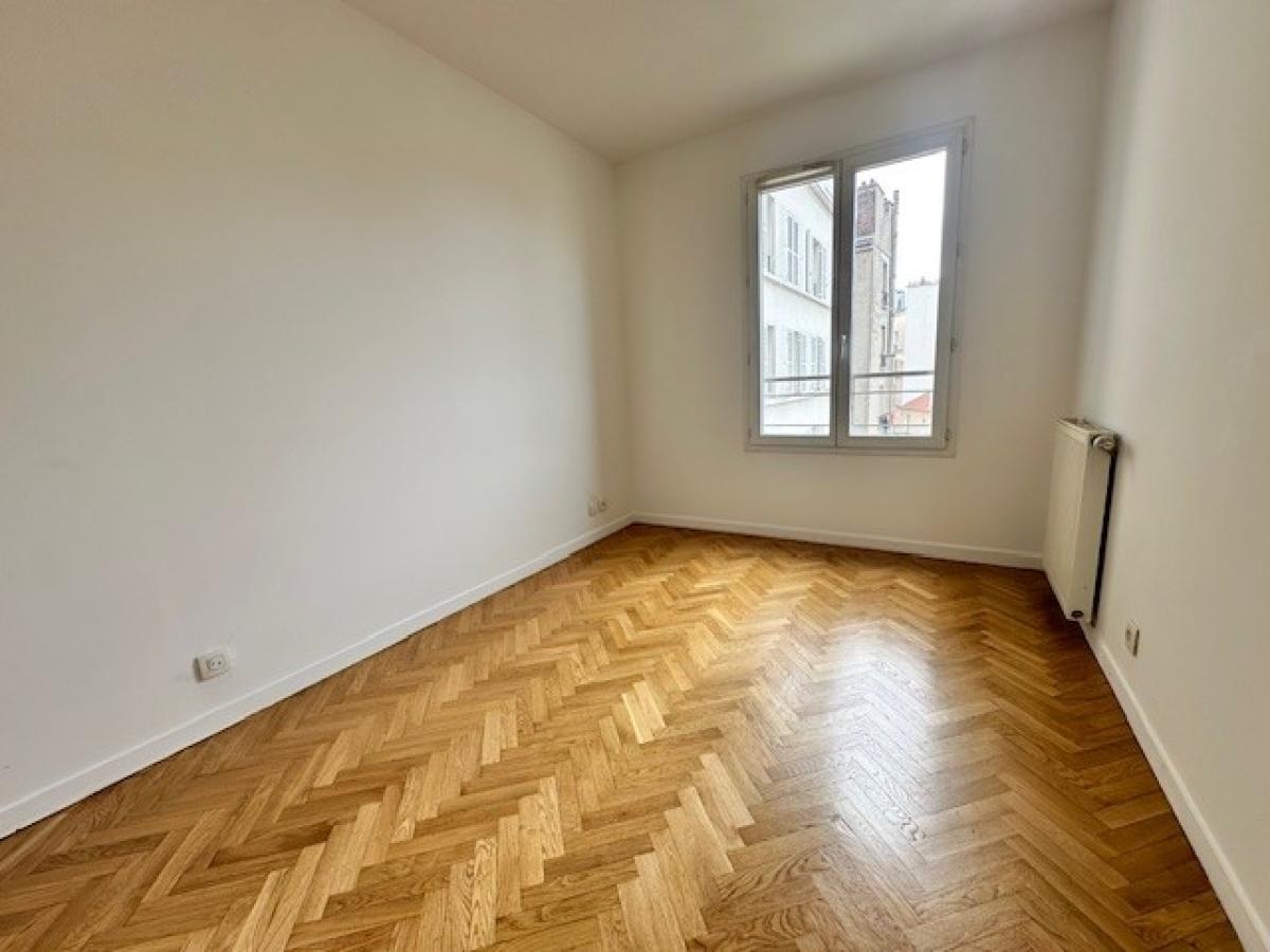 
																			3 pièces - 
																		4ème étage - 67m² - 1 301,21 € - Photo #2