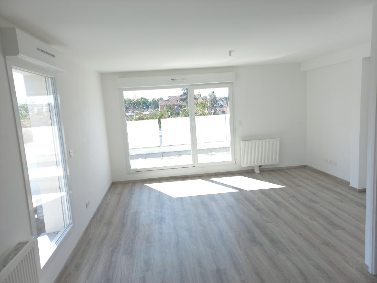 
																																							4 pièces – 
																																						3ème étage – 88m² - 997,36 € - Photo #3