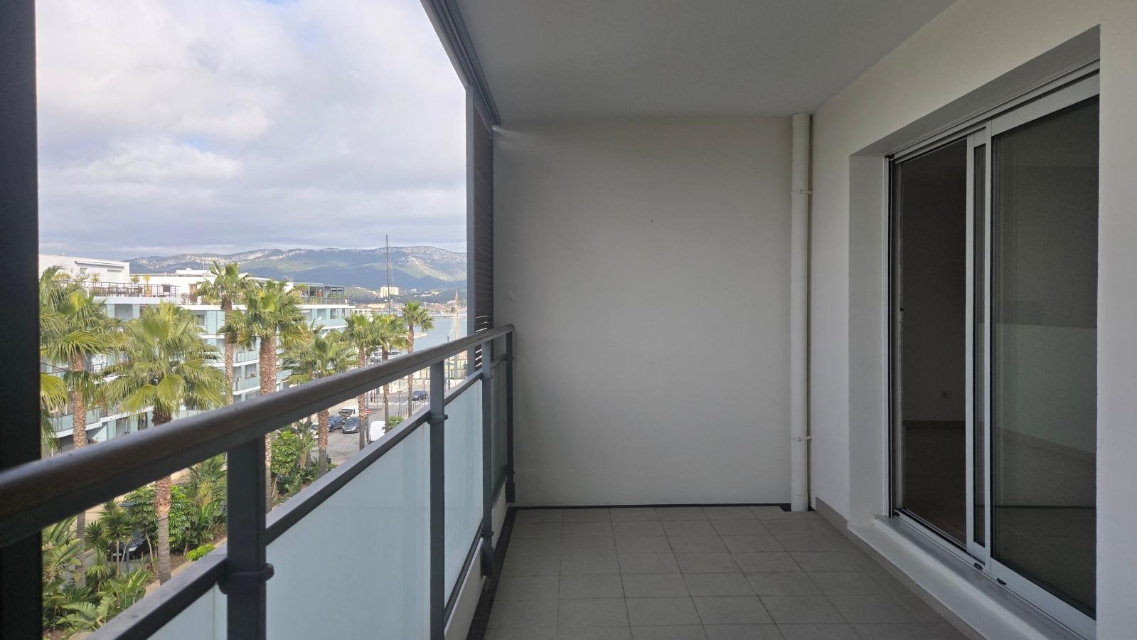 
																																							2 pièces - 
																																						4ème étage - 49m² - 796,62 € - Photo #2