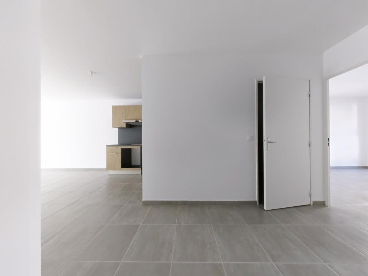 
																																							3 pièces - 
																																						2ème étage - 63m² - 1 221,97 € - Photo #4