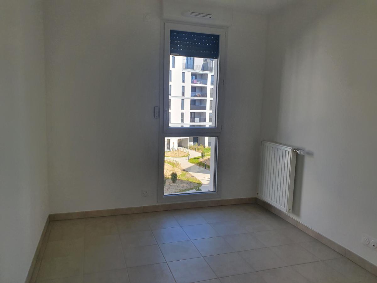 3 pièces - 3ème étage - 60m² - 857,73 € - Photo #2
