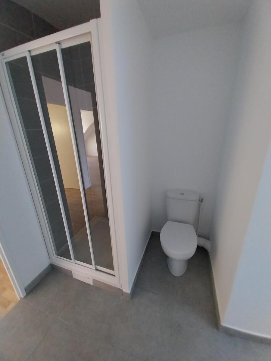 
																																							3 pièces - 
																																						3ème étage - 67m² - 815,25 € - Photo #6