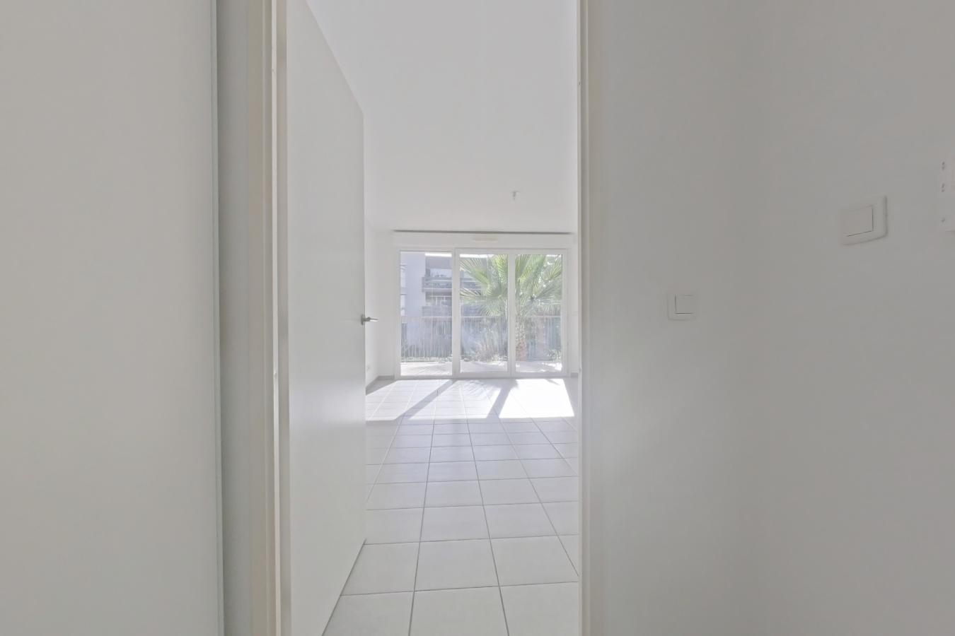 2 pièces - 2ème étage - 49m² - 898,40 € - Photo #1