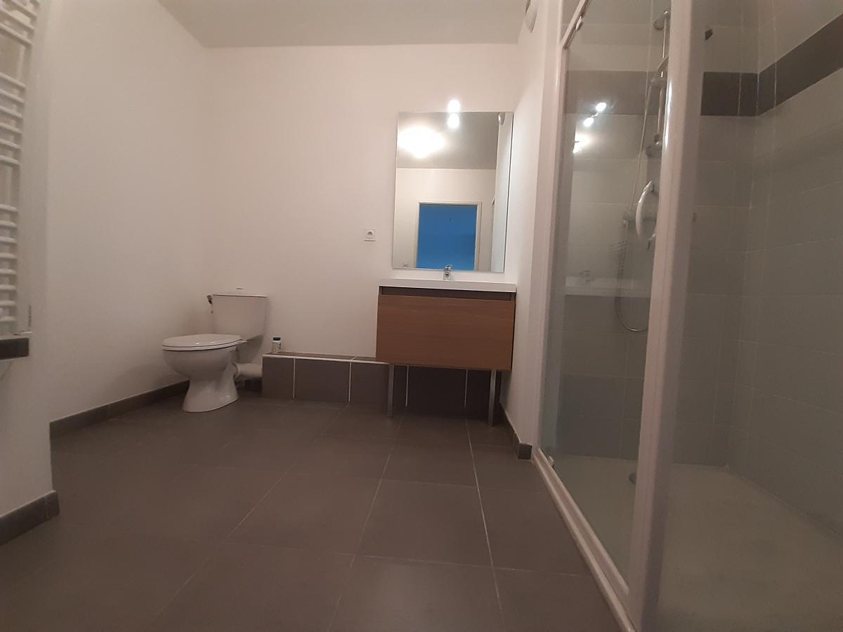 
																																							2 pièces - 
																																						1er étage - 39m² - 743,68 € - Photo #5