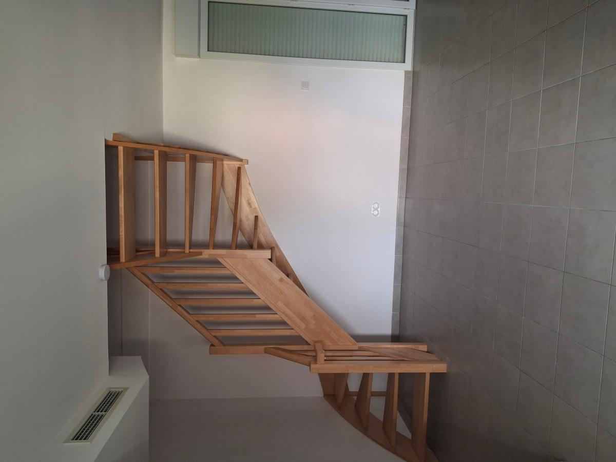 
																																							5 pièces - 
																																						RDC - 106m² - 911,21 € - Photo #4