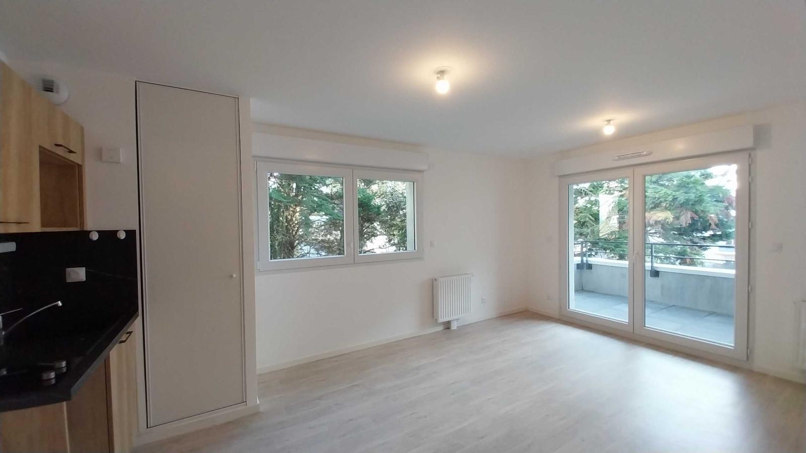 
																																							2 pièces - 
																																						1er étage - 42m² - 551,33 € - Photo #3