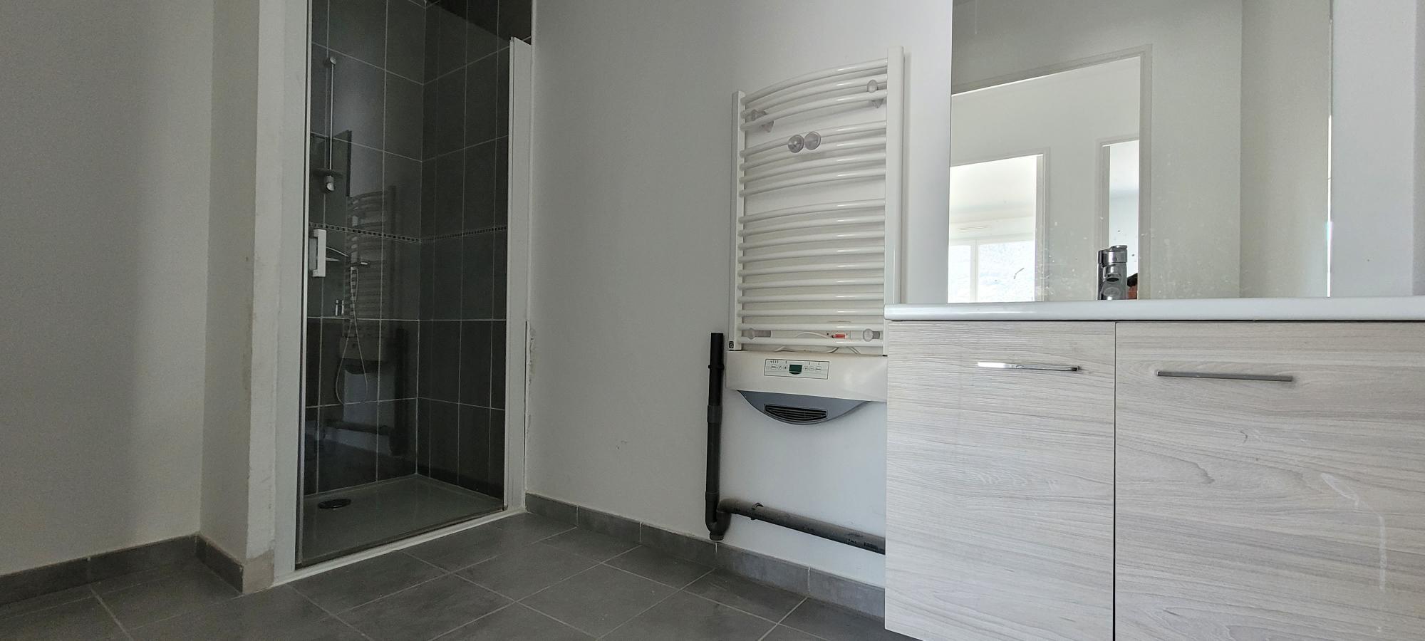 3 pièces - 4ème étage - 58m² - 942,29 € - Photo #4