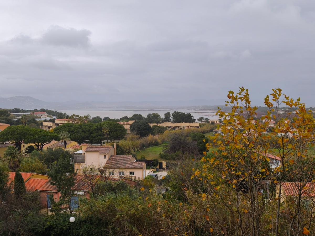 
																																							5 pièces - 
																																						1er étage - 81m² - 275 000 € - Photo #6