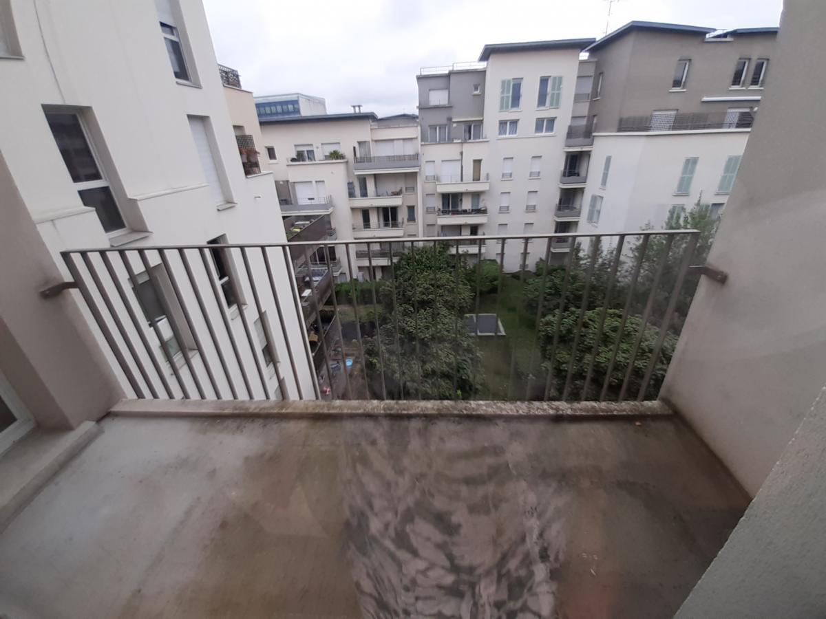 
																			4 pièces - 
																		4ème étage - 77m² - 342 000 € - Photo #2