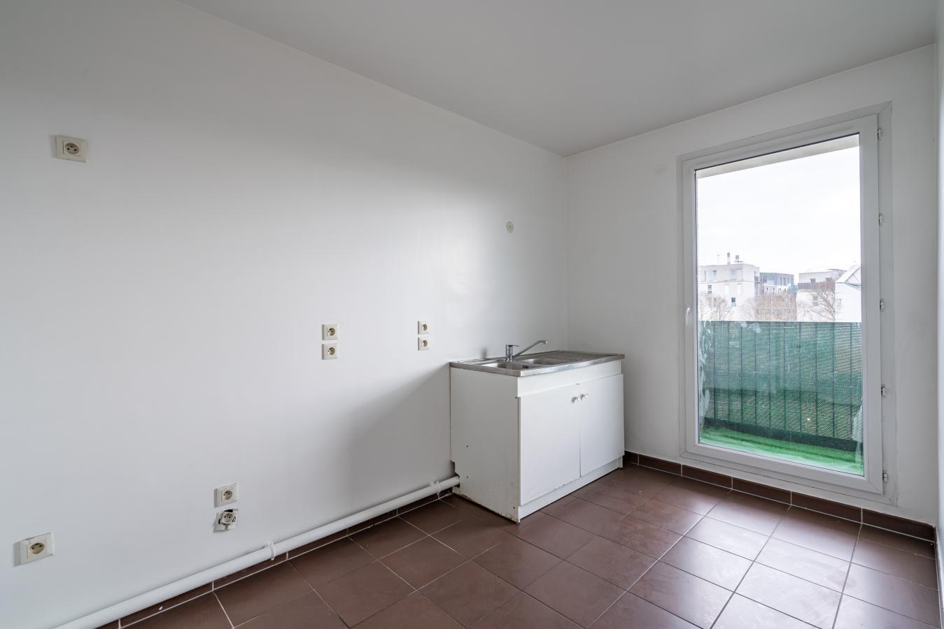 
																																							3 pièces - 
																																						2ème étage - 69m² - 1 421,29 € - Photo #2