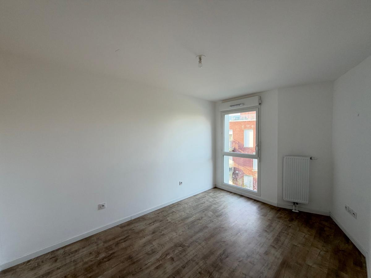 
																																							2 pièces - 
																																						2ème étage - 48m² - 678,27 € - Photo #4