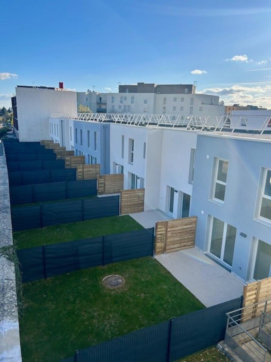 4 pièces - RDC - 82m² - 1 149,98 € - Photo #0