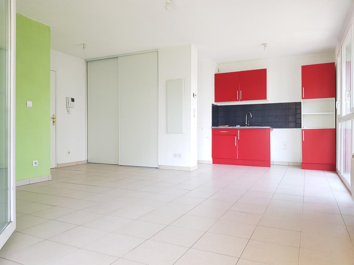 
																																							3 pièces - 
																																						2ème étage - 55m² - 894,74 € - Photo #2