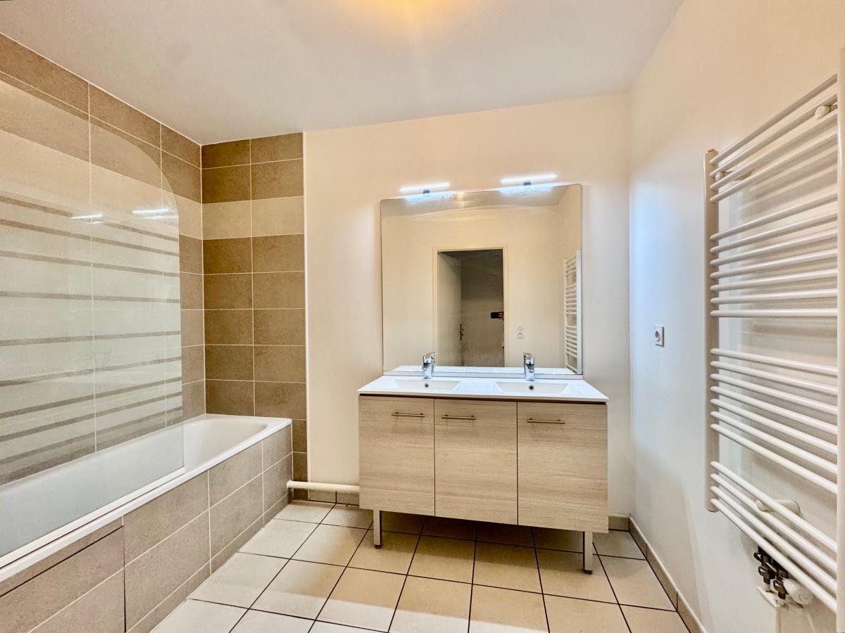 2 pièces - 2ème étage - 46m² - 930,90 € - Photo #4