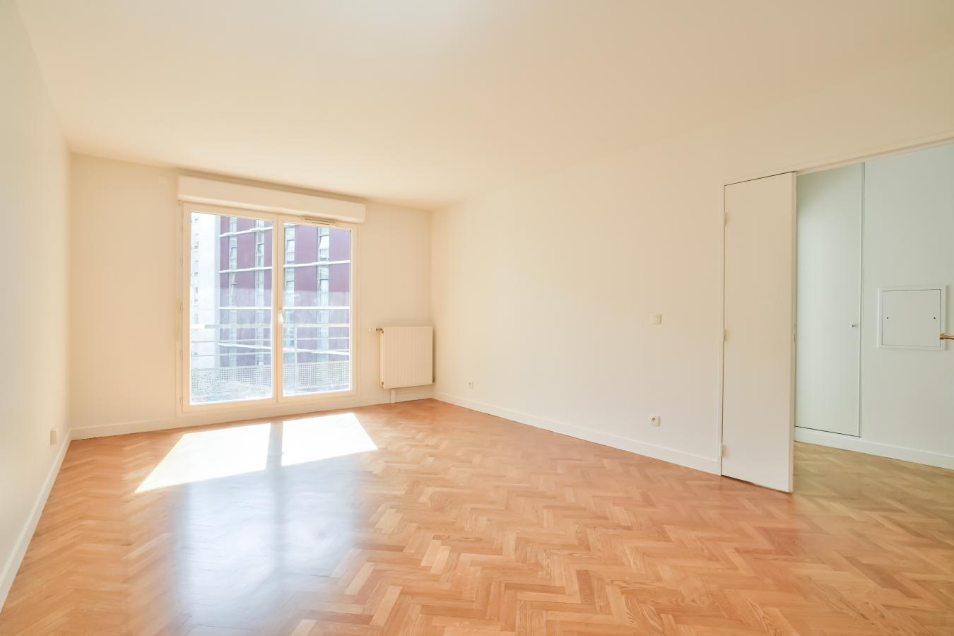 
																			3 pièces – 
																		4ème étage – 64m² - 455 000 € - Photo #0