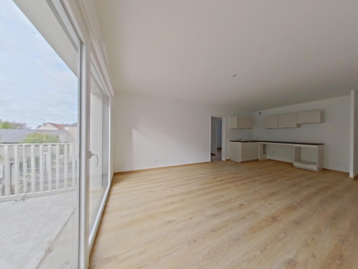 3 pièces - 1er étage - 69m² - 883,39 € - Photo #1