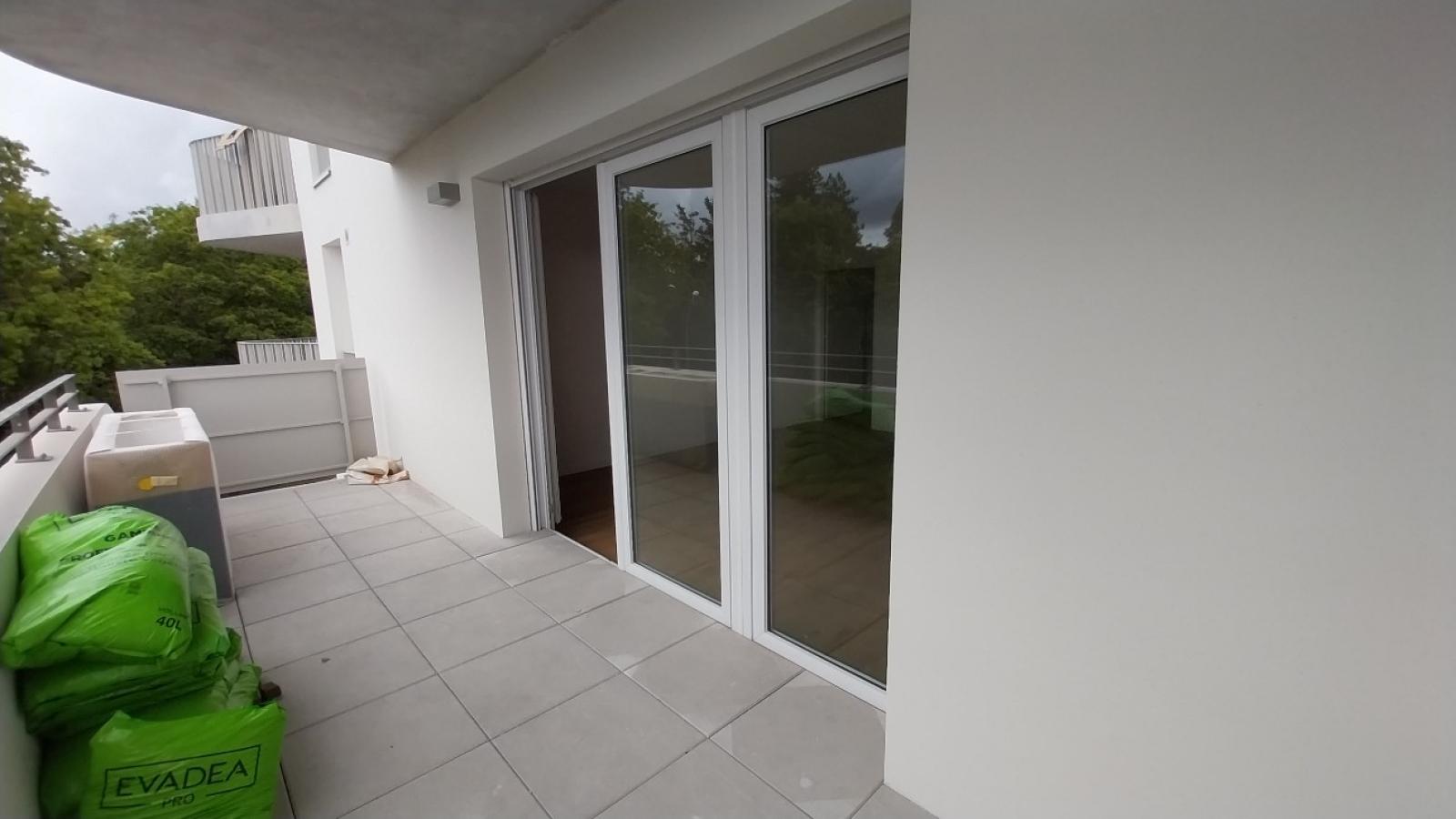 
																																							3 pièces - 
																																						3ème étage - 63m² - 880,33 € - Photo #3