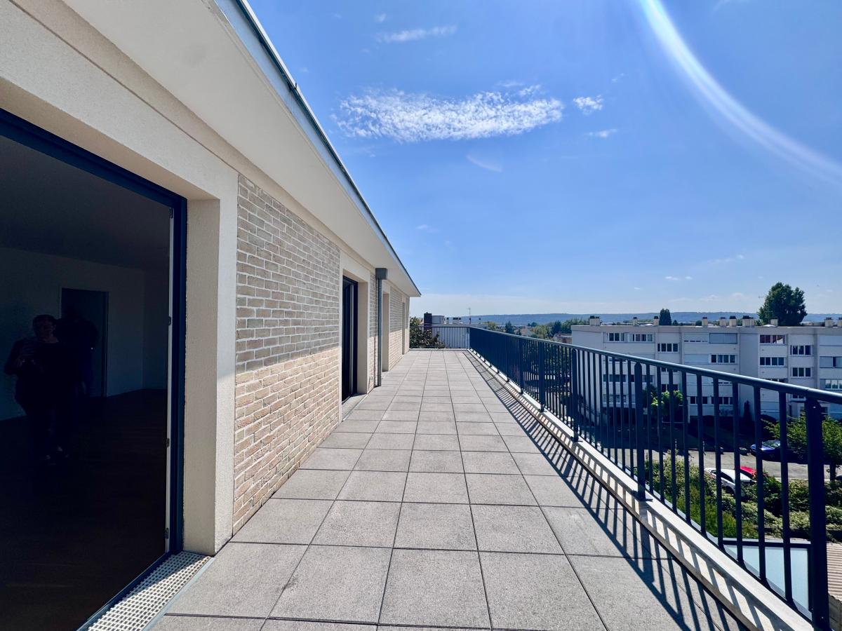 3 pièces - 4ème étage - 82m²
