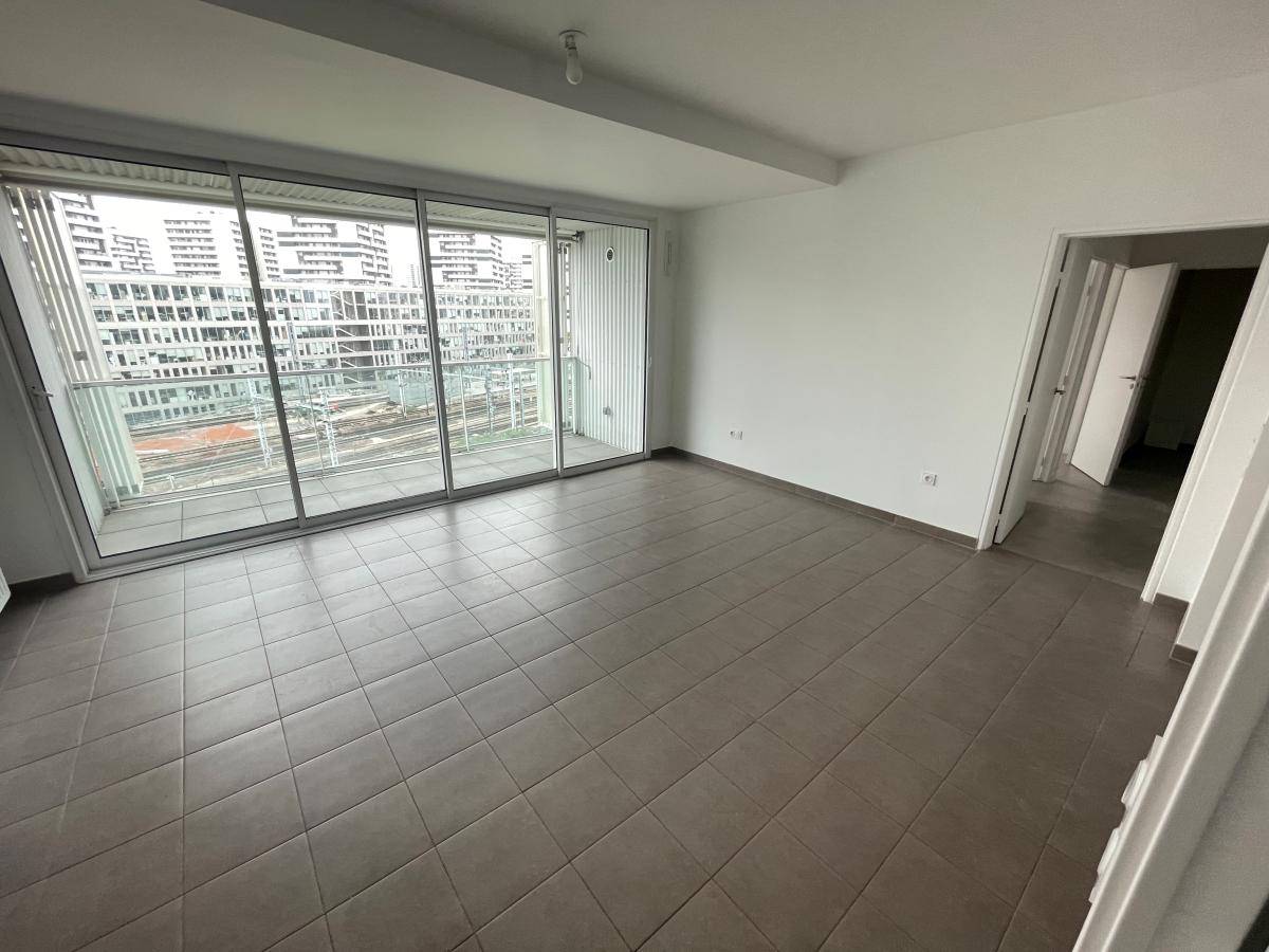 
																			3 pièces - 
																		4ème étage - 68m² - 1 760,22 € - Photo #0