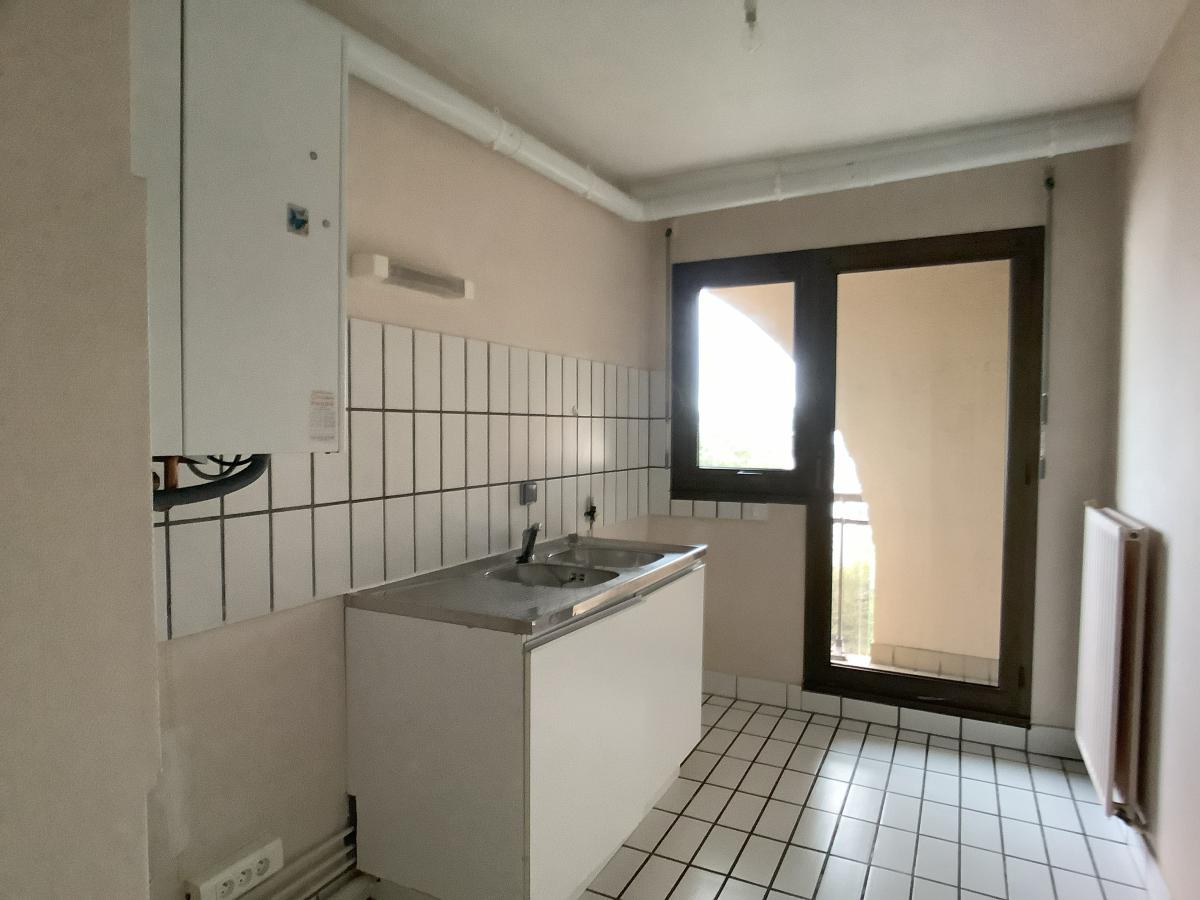 
																																							2 pièces - 
																																						5ème étage - 54m² - 95 000 € - Photo #3