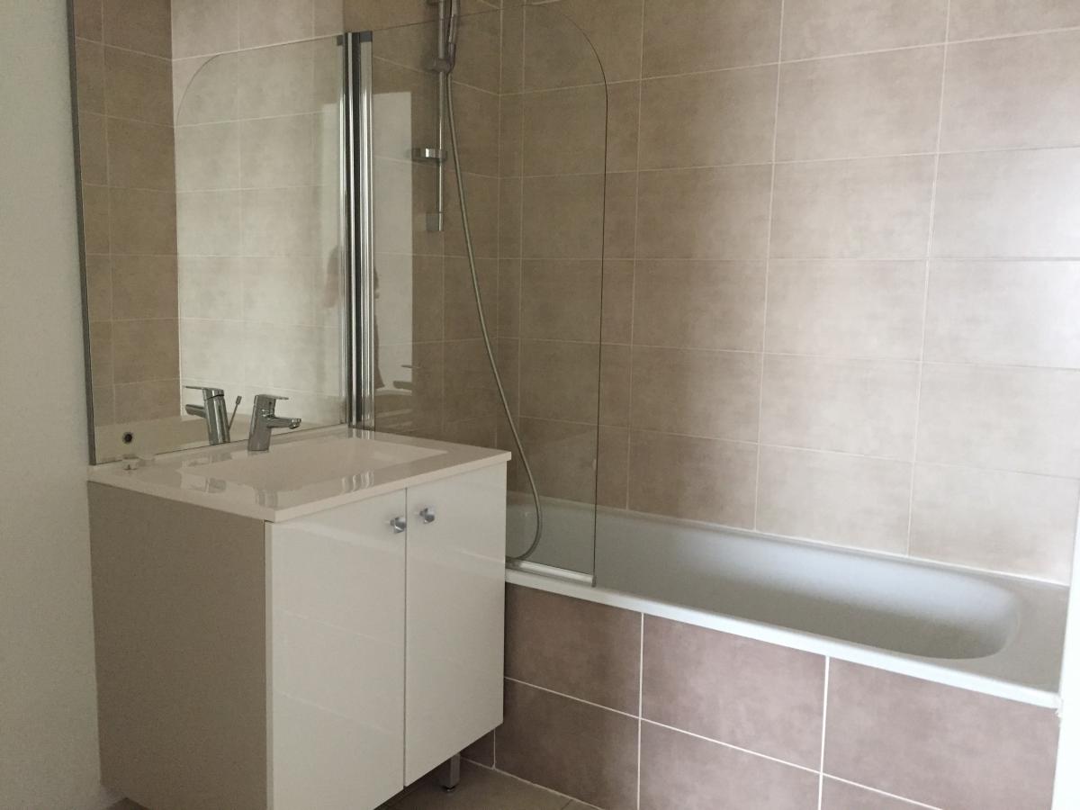 
																																							2 pièces - 
																																						1er étage - 45m² - 774,40 € - Photo #4