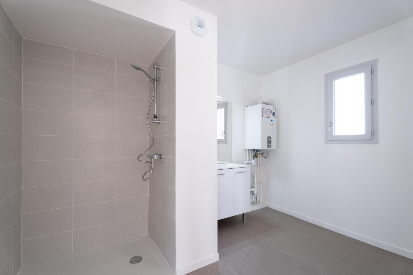 
																																							3 pièces - 
																																						1er étage - 70m² - 684,17 € - Photo #2