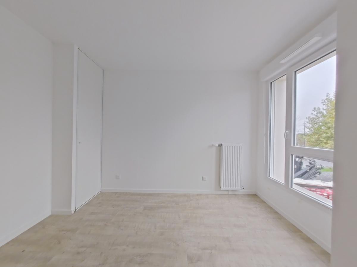 
																																							3 pièces - 
																																						1er étage - 60m² - 854,12 € - Photo #5