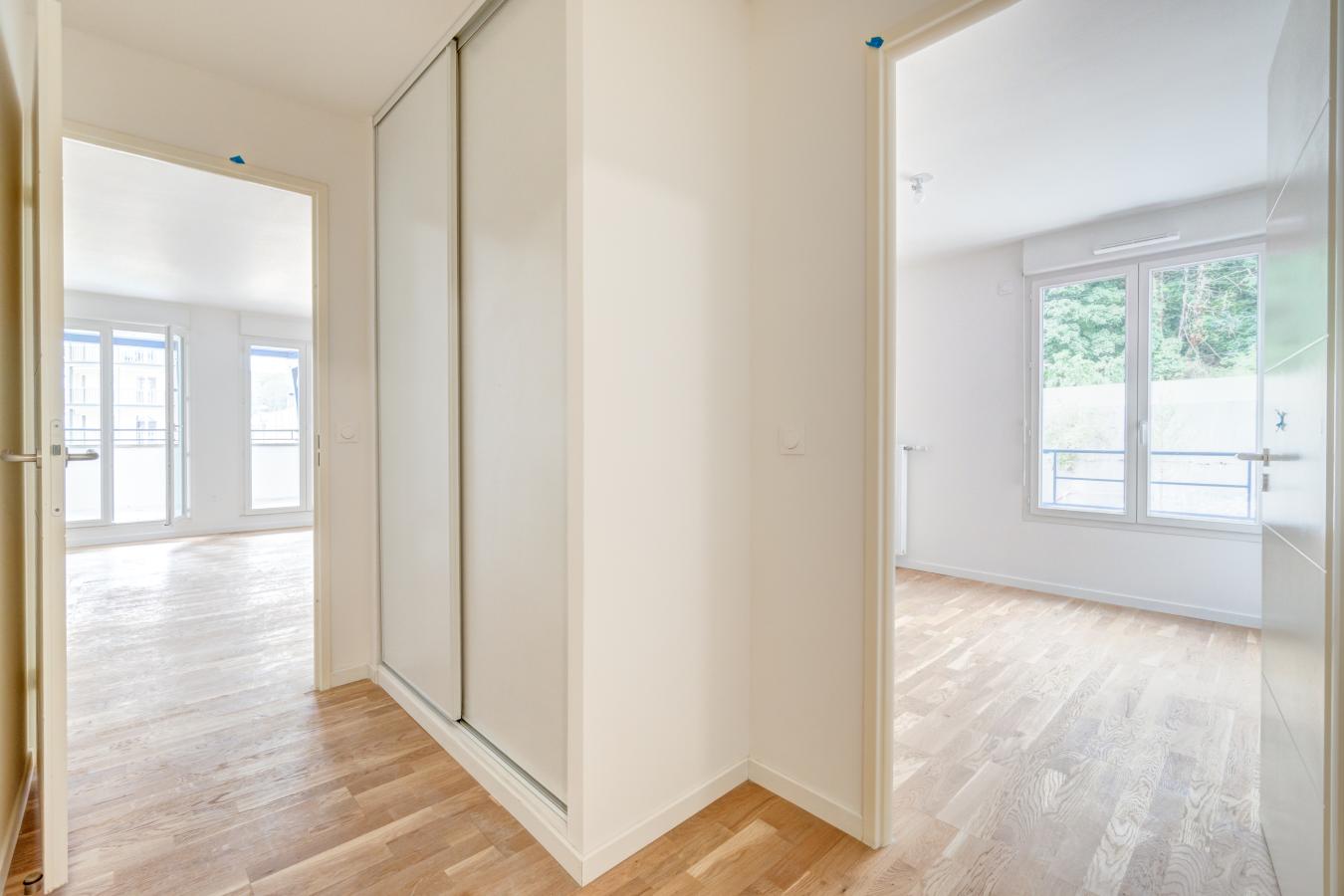 
																			3 pièces - 
																		2ème étage - 70m² - 1 261,83 € - Photo #2