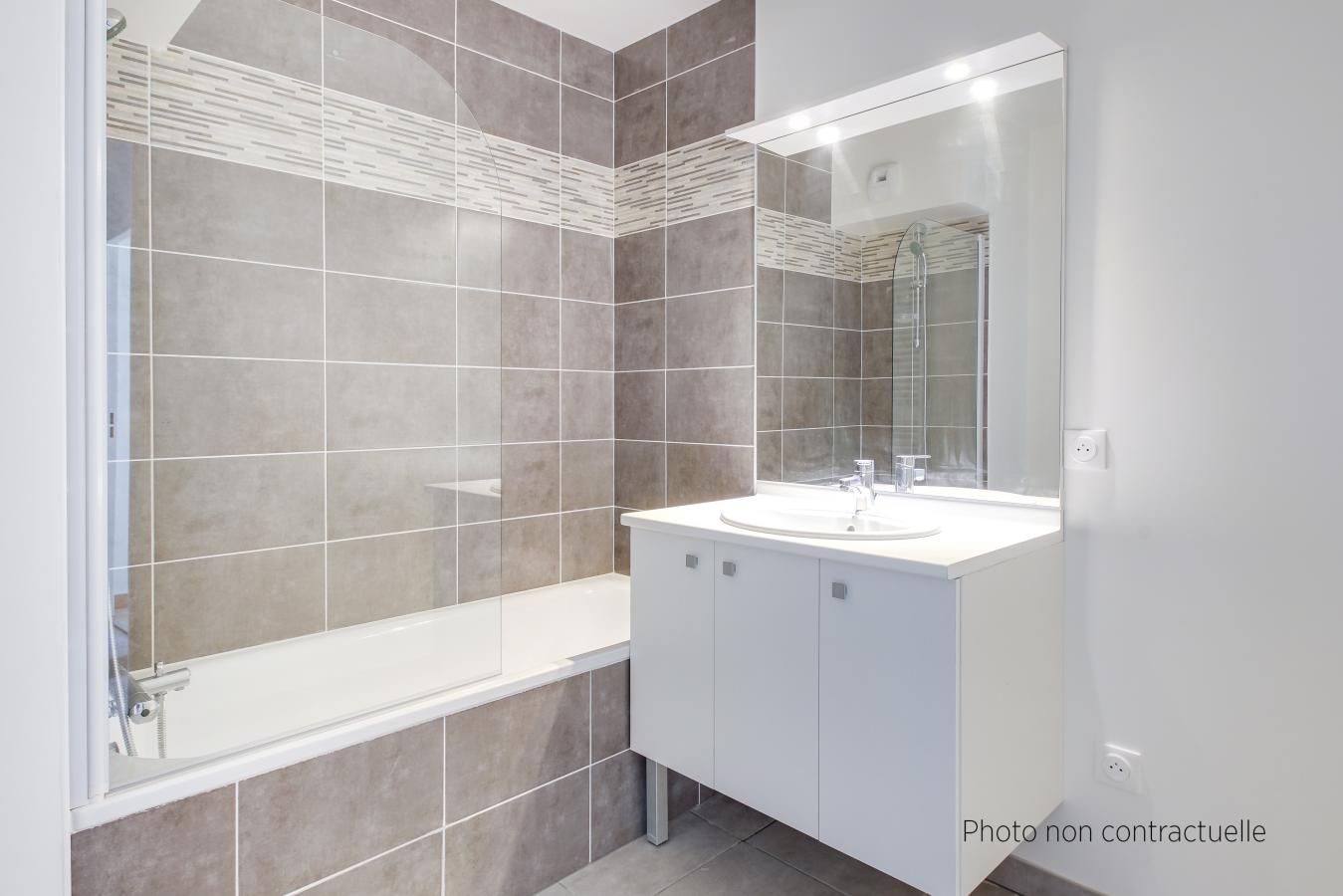 
																																							3 pièces - 
																																						3ème étage - 60m² - 637,01 € - Photo #2