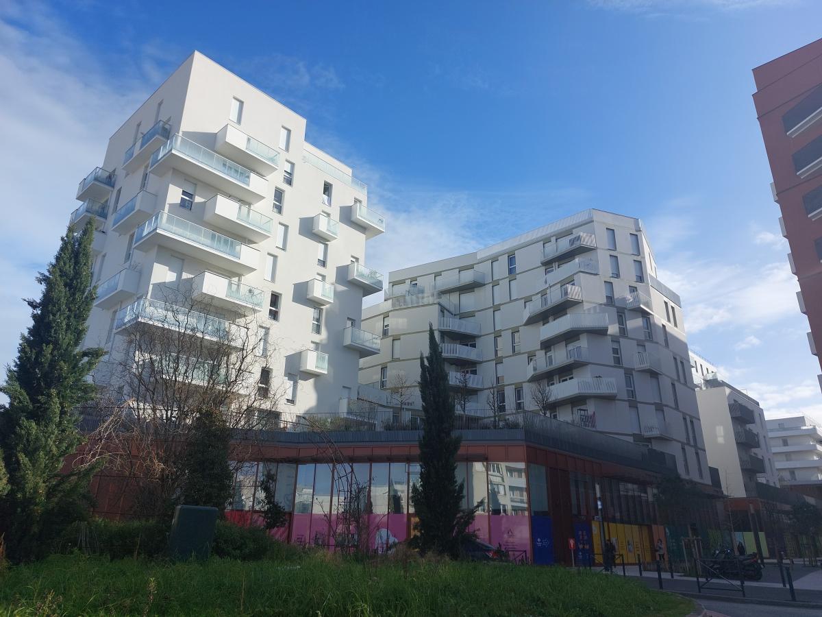 
																																							5 pièces - 
																																						5ème étage - 94m² - 1 703,84 € - Photo #6