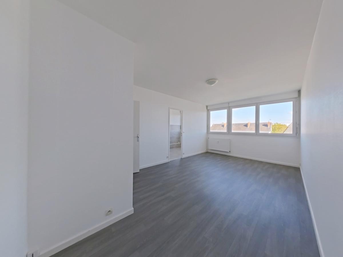 
																			1 pièce - 
																		4ème étage - 28m² - 462,51 € - Photo #0