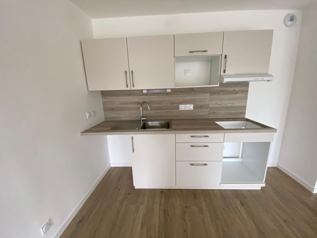 
																																							3 pièces - 
																																						1er étage - 71m² - 799,03 € - Photo #1
