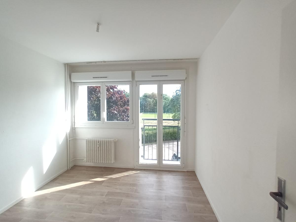 
																			3 pièces - 
																		2ème étage - 66m² - 569,00 € - Photo #2