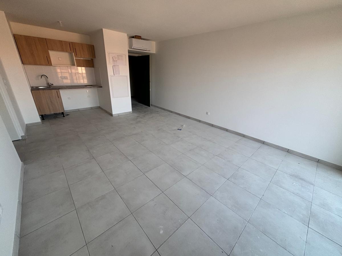 2 pièces - 2ème étage - 47m² - 611,40 € - Photo #0