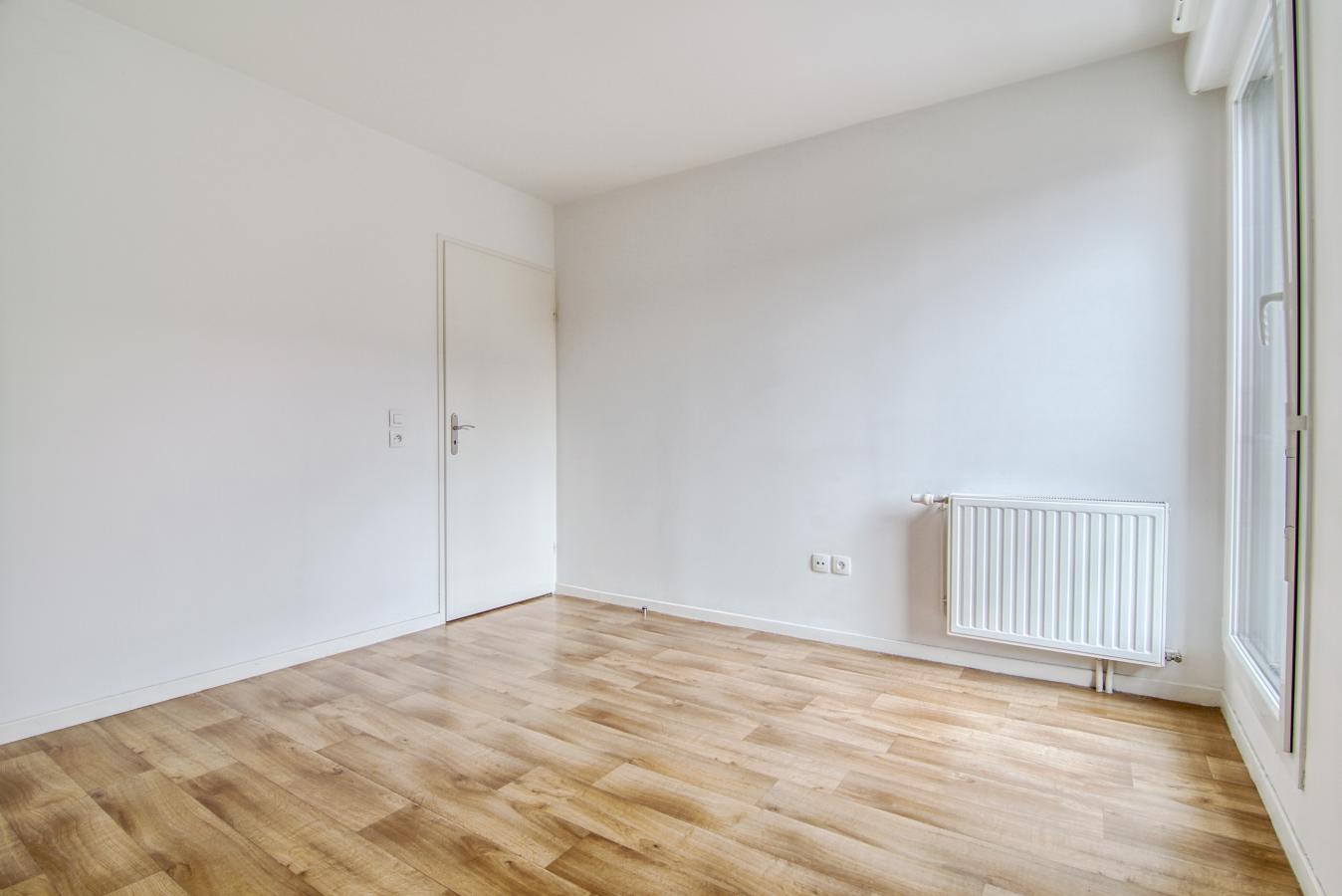 
																																							3 pièces - 
																																						1er étage - 64m² - 721,31 € - Photo #3