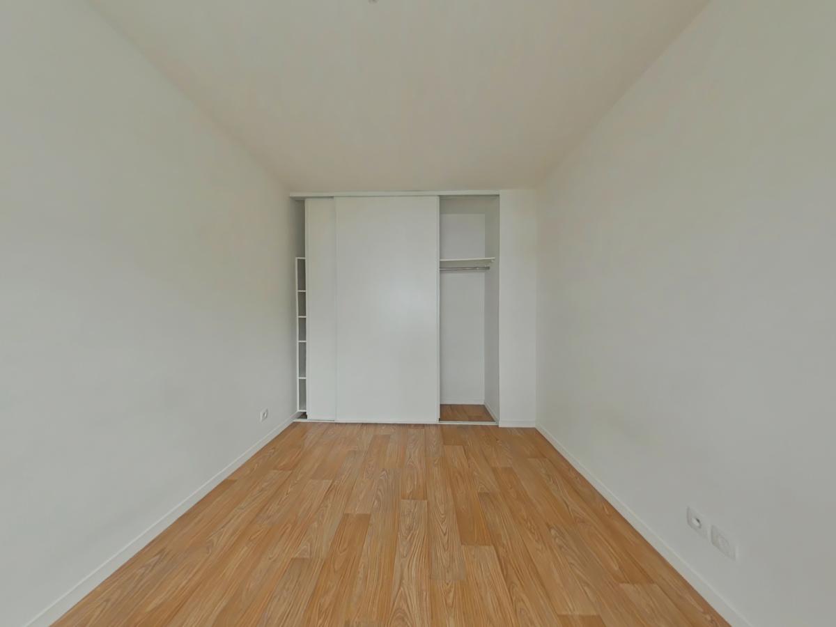 
																																							2 pièces - 
																																						1er étage - 45m² - 619,95 € - Photo #4