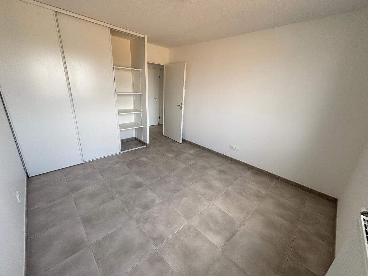 
																																							3 pièces - 
																																						1er étage - 61m² - 715,42 € - Photo #6