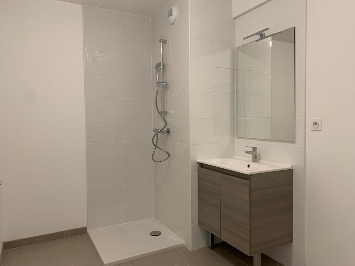 
																			3 pièces - 
																		3ème étage - 62m² - 815,58 € - Photo #6
