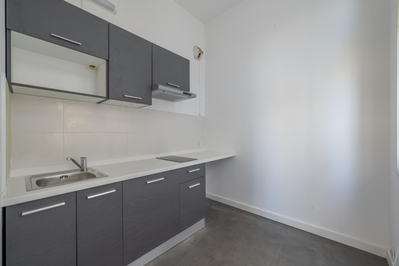 
																			1 pièce - 
																		1er étage - 37m² - 726,11 € - Photo #5