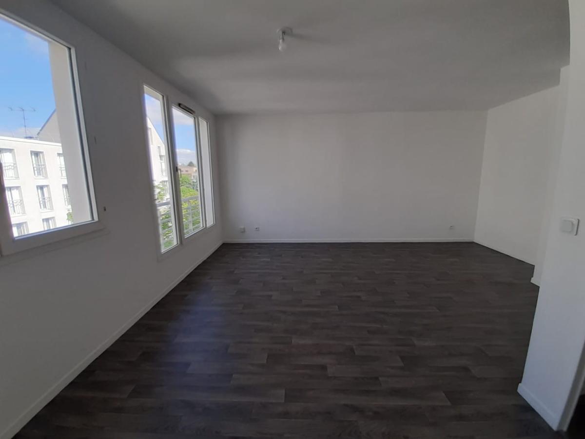 
																			3 pièces – 
																		4ème étage – 68m² - 177 000 € - Photo #2